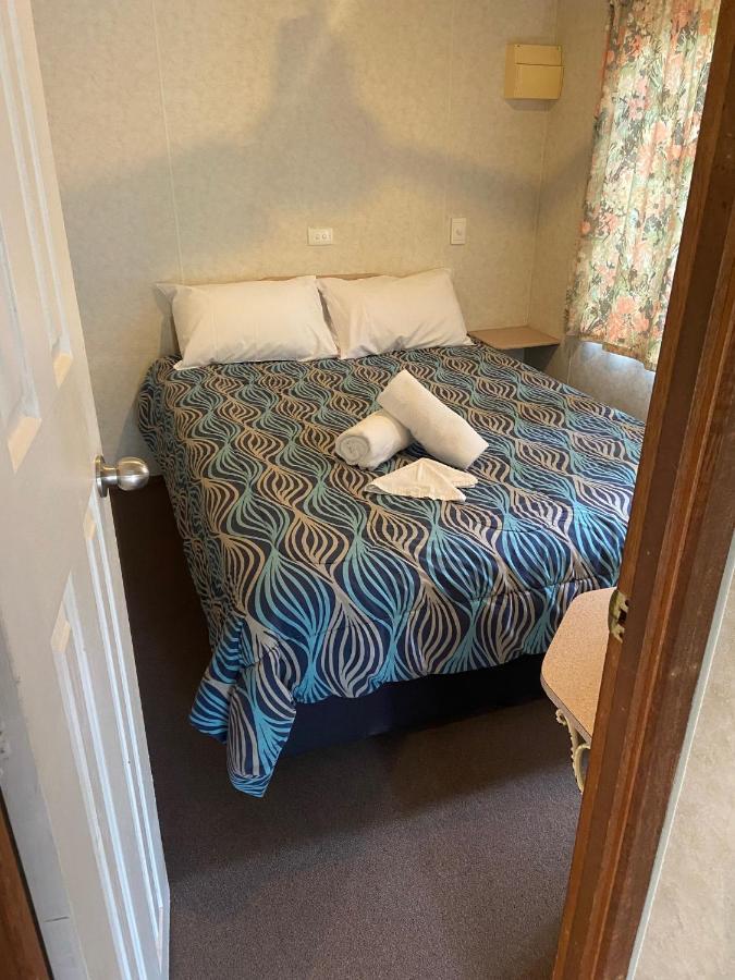 Victoria Lake Holiday Park Shepparton Extérieur photo