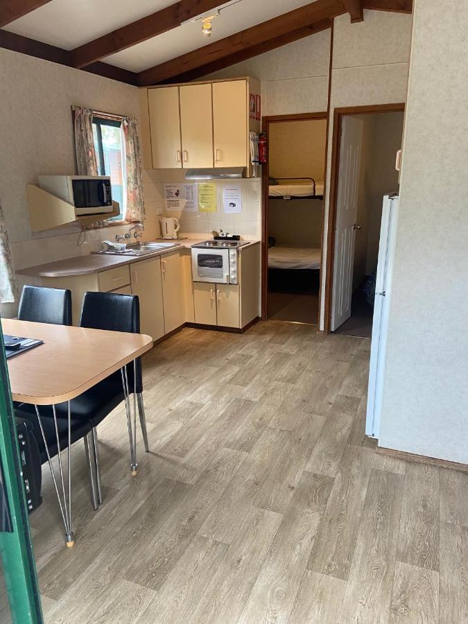 Victoria Lake Holiday Park Shepparton Extérieur photo
