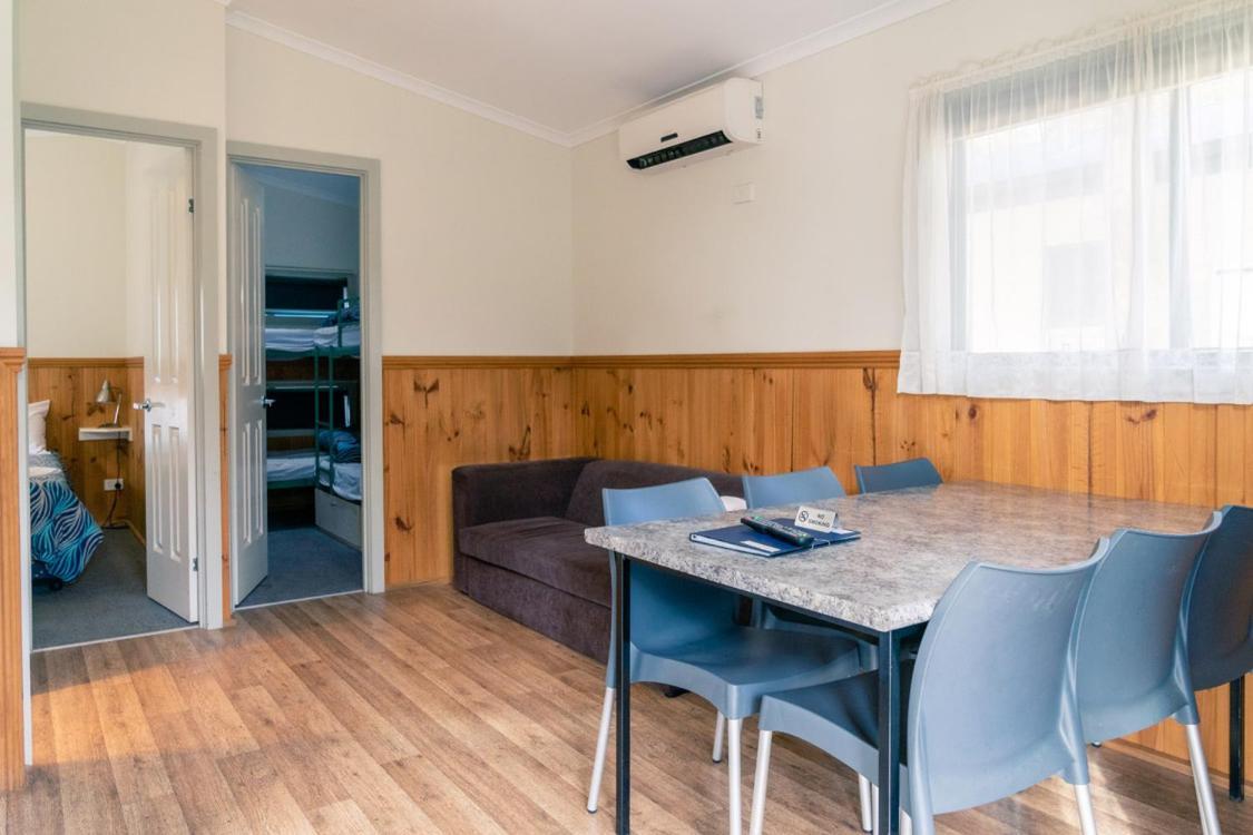 Victoria Lake Holiday Park Shepparton Extérieur photo