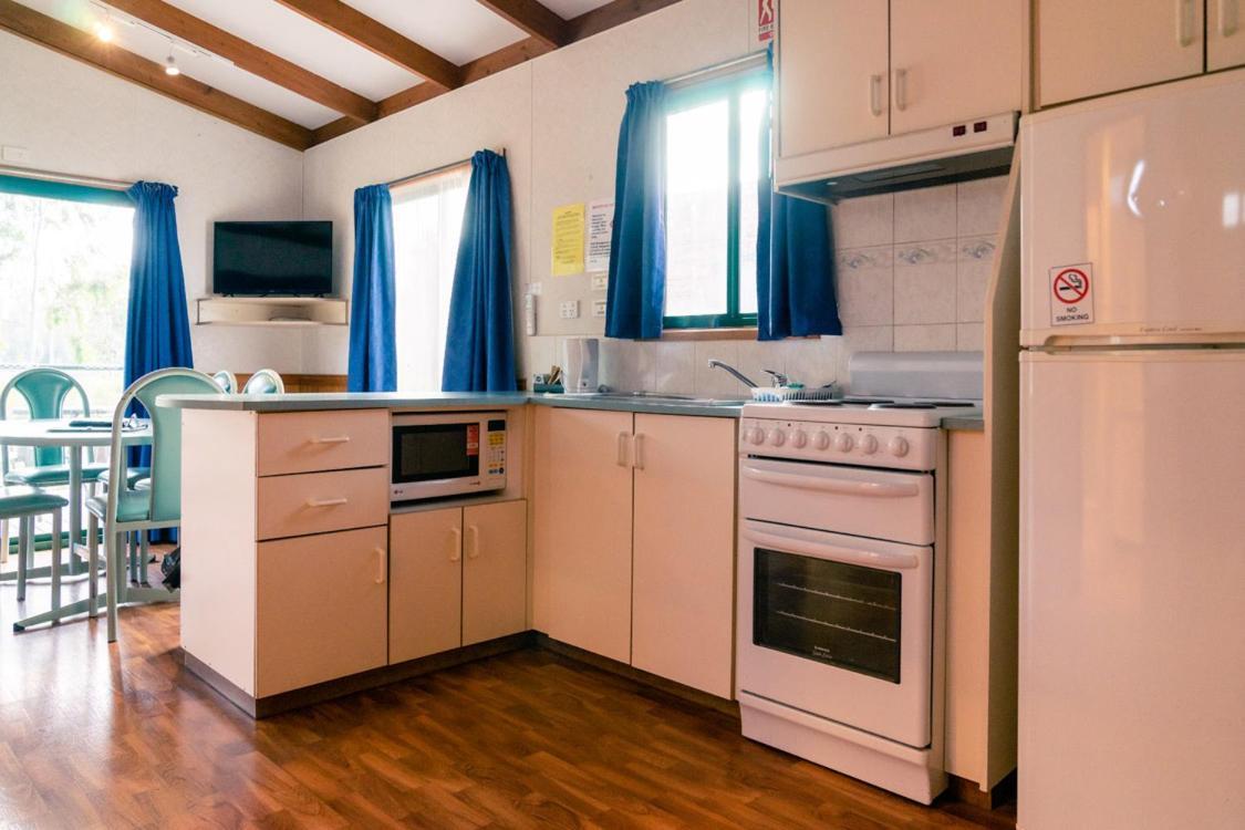 Victoria Lake Holiday Park Shepparton Extérieur photo
