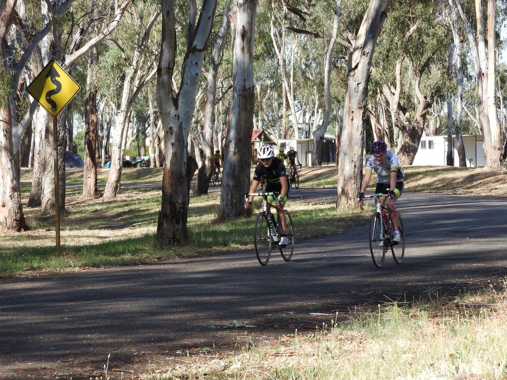 Victoria Lake Holiday Park Shepparton Extérieur photo