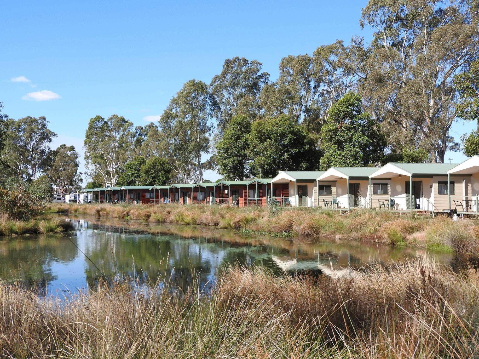 Victoria Lake Holiday Park Shepparton Extérieur photo
